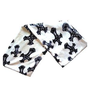 Knit “‘Chrome Hearts” Vibe Scarf